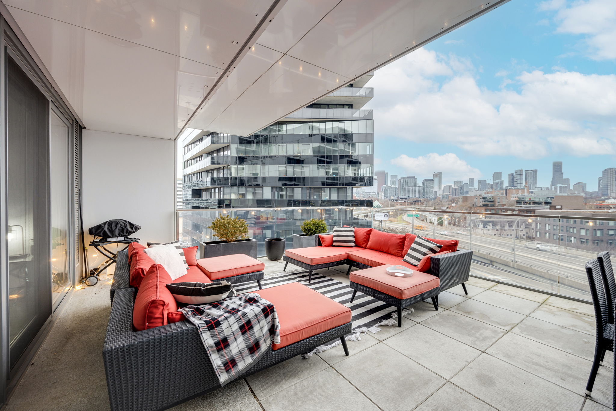 Toronto property showcase — delivered property photograph 19