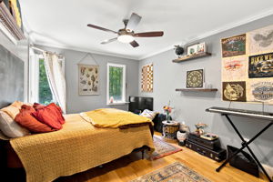  Photo 10