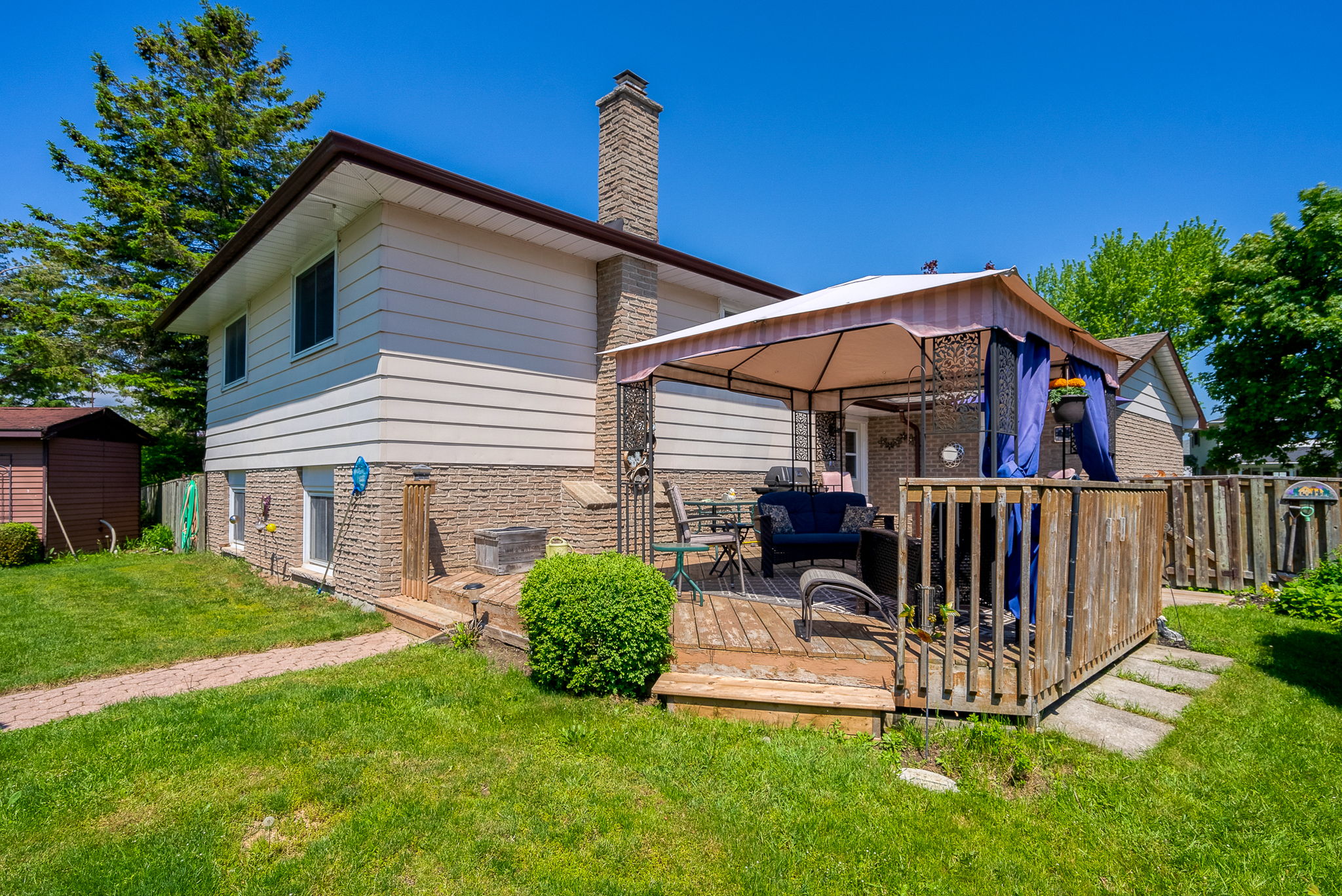  Photo 53