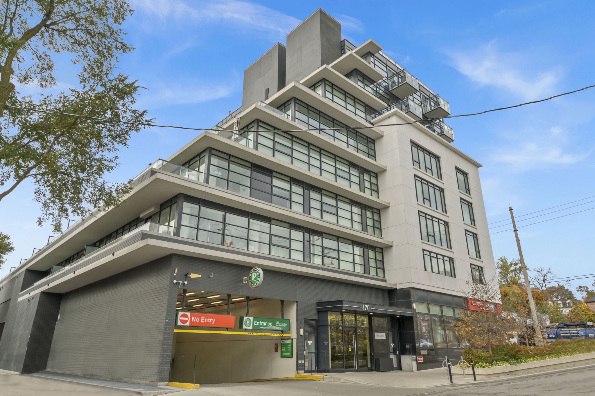 170 Chiltern Hill Rd Unit 508 Toronto, ON M6C 0A9