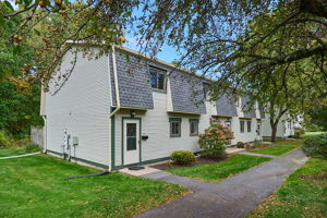  Photo 0