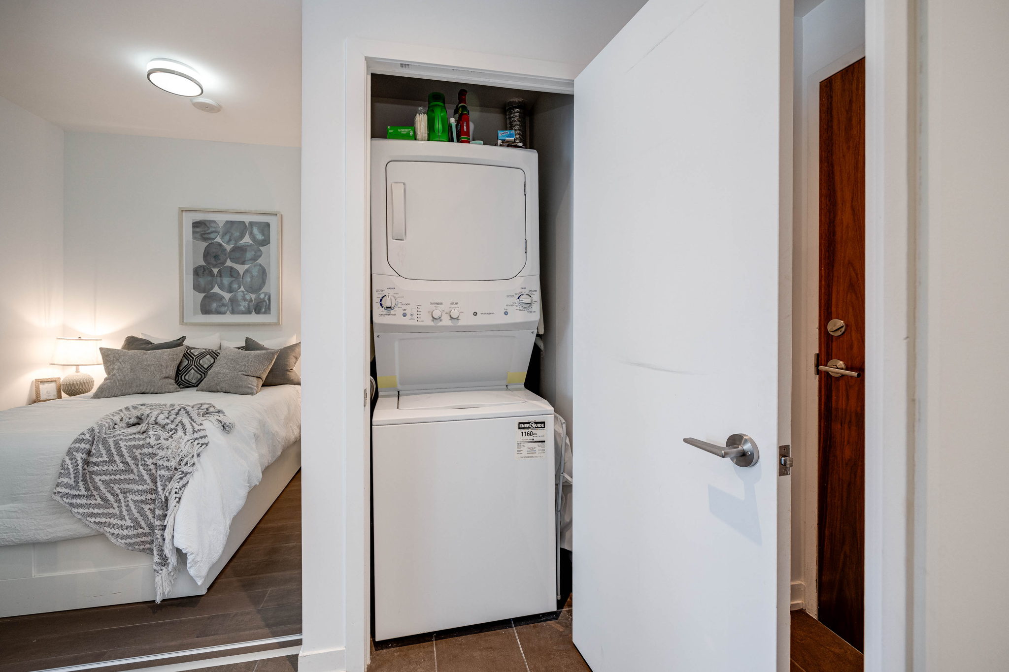 Toronto property showcase — delivered property photograph 18