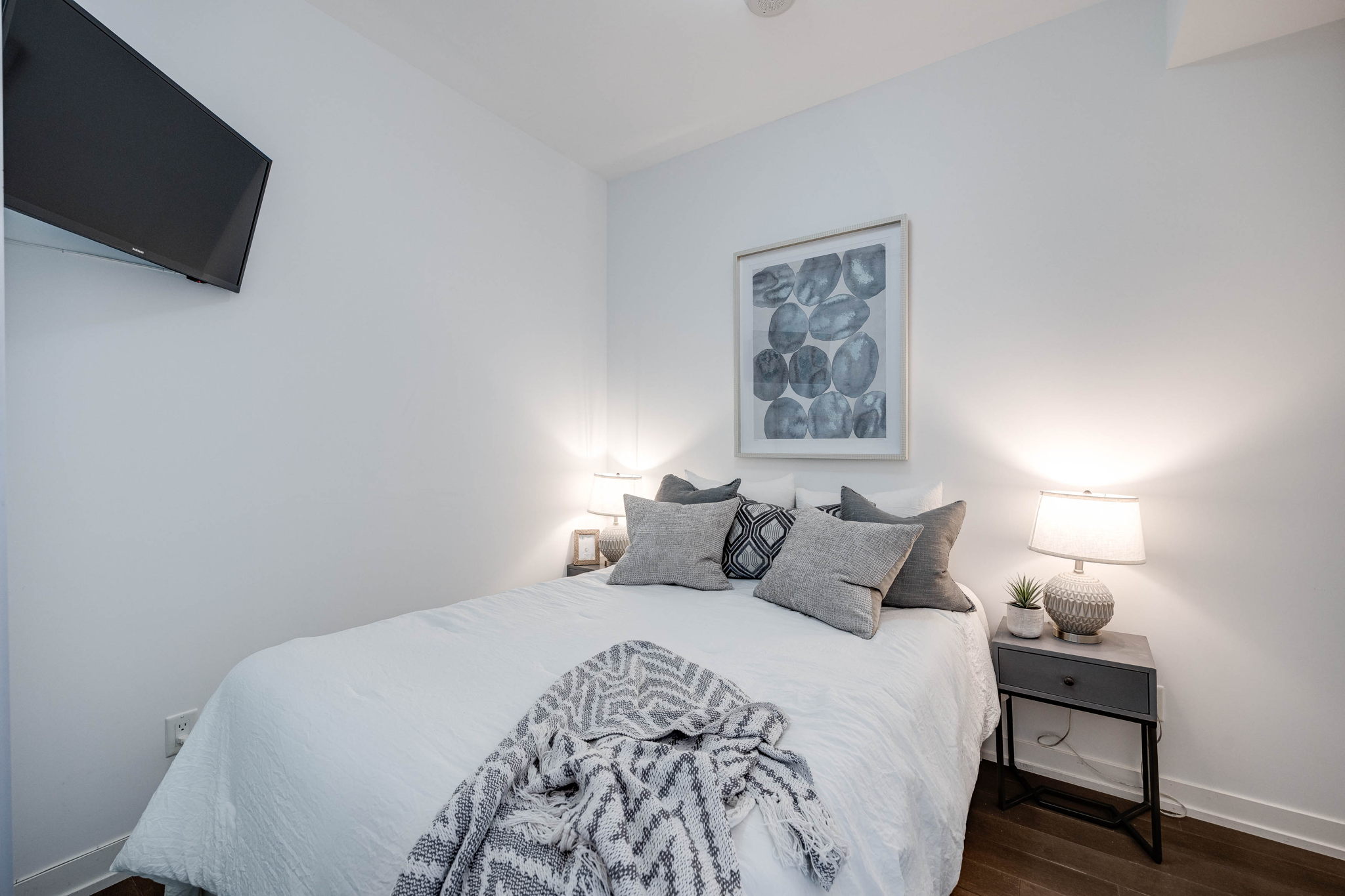 Toronto property showcase — delivered property photograph 12