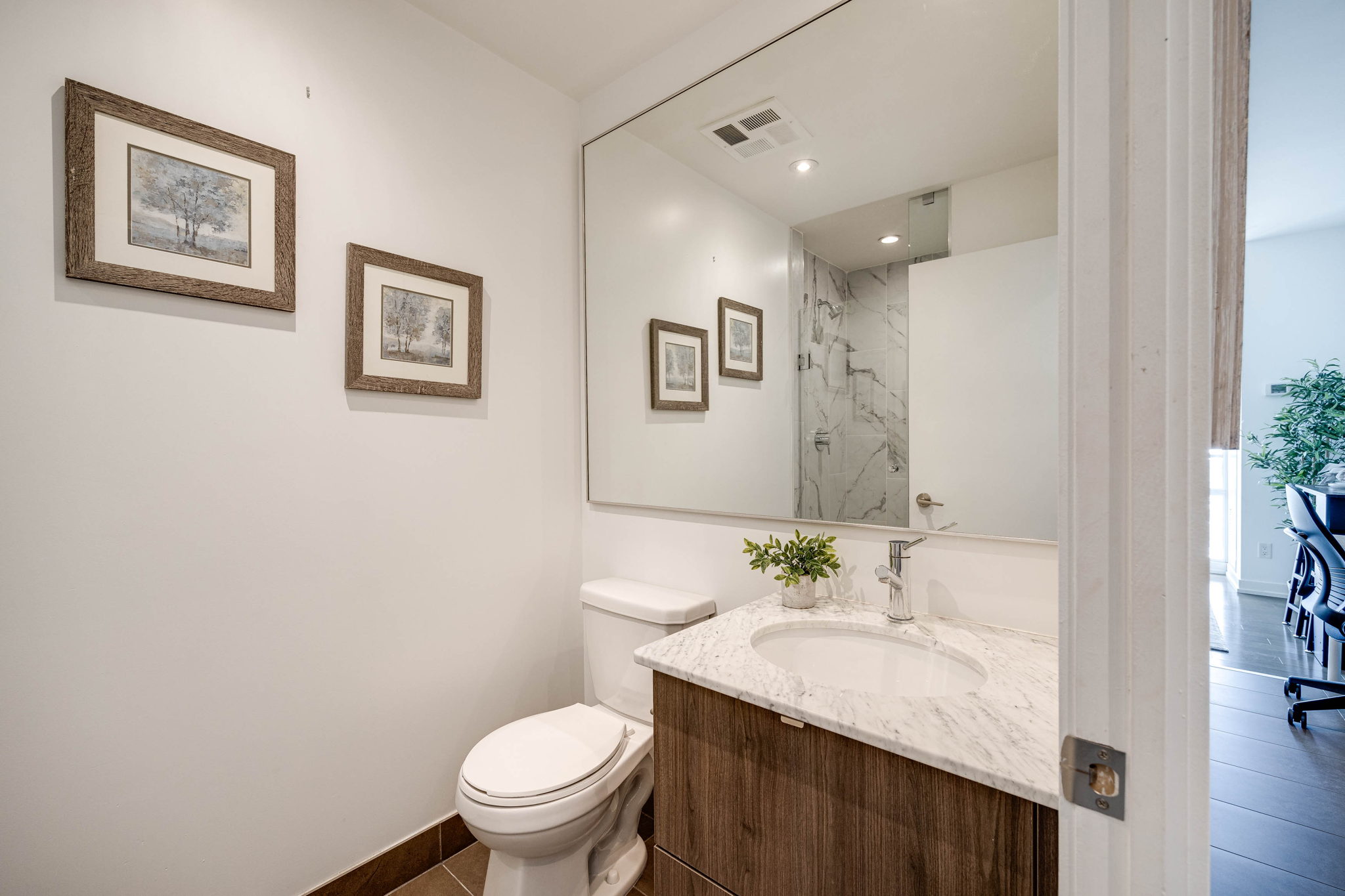 Toronto property showcase — delivered property photograph 16