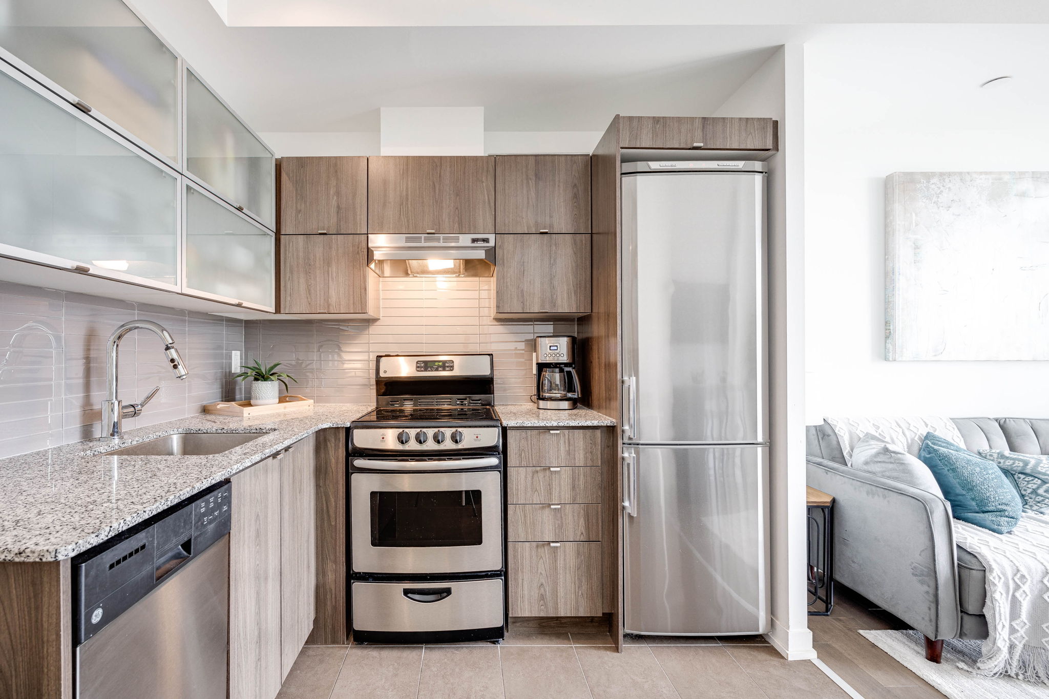 Toronto property showcase — delivered property photograph 4