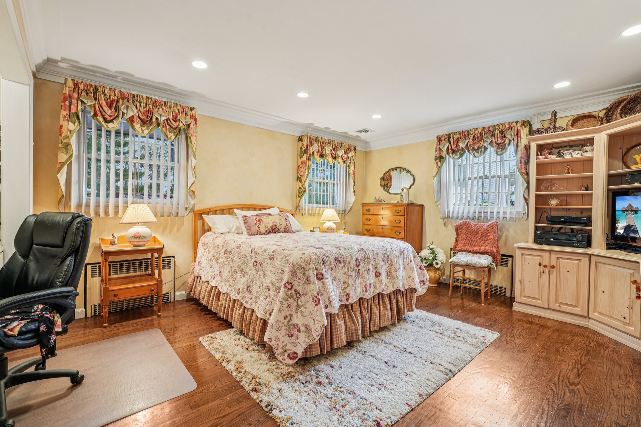 Hickory Ave-S0912-034.jpg