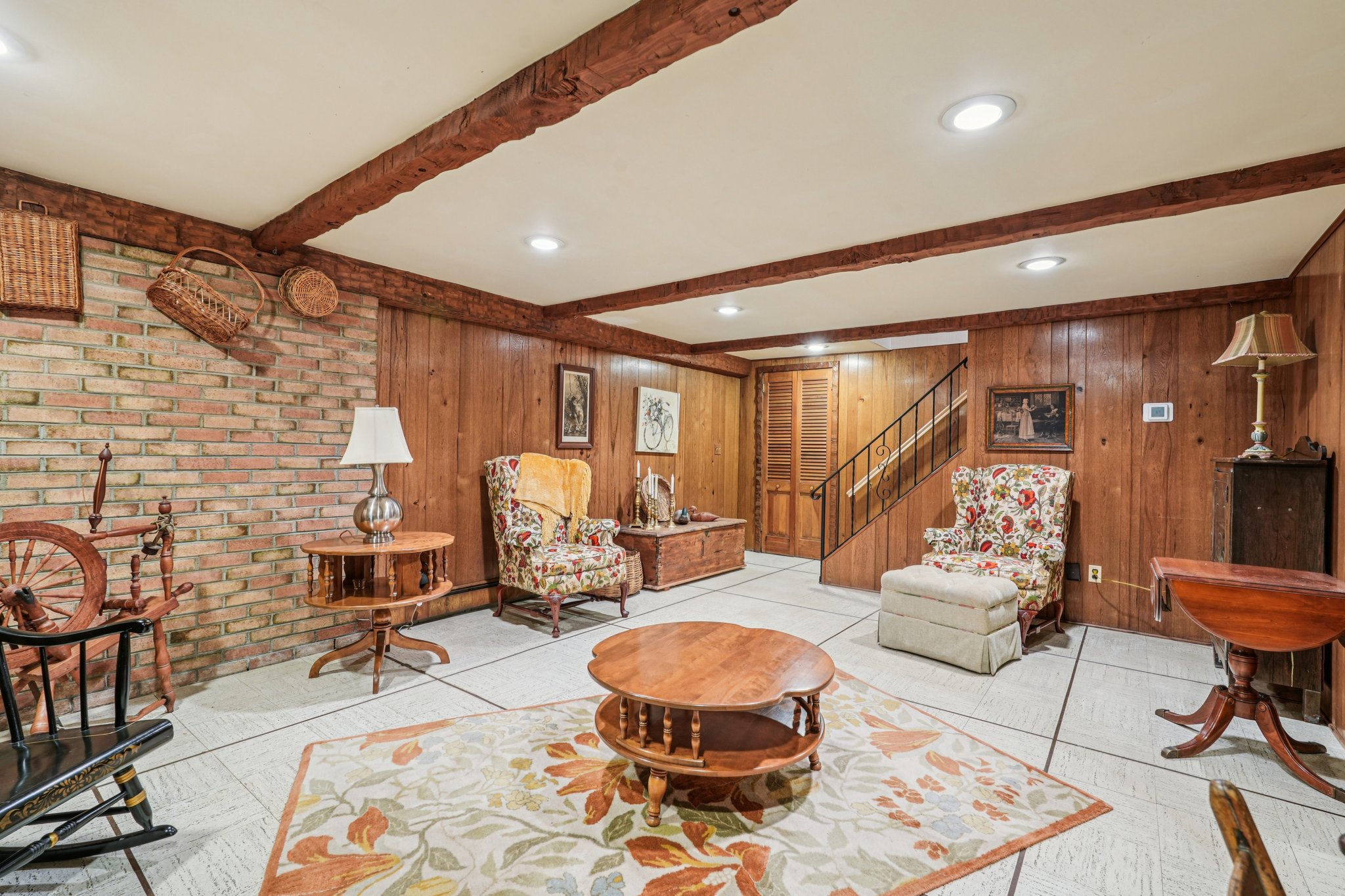 Hickory Ave-S0912-037.jpg