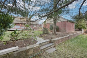 Hickory Ave-S0912-053.jpg