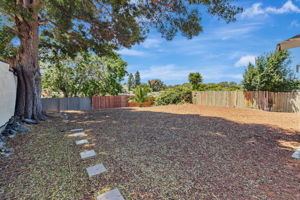031_170 Linda Dr