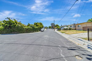 035_170 Linda Dr