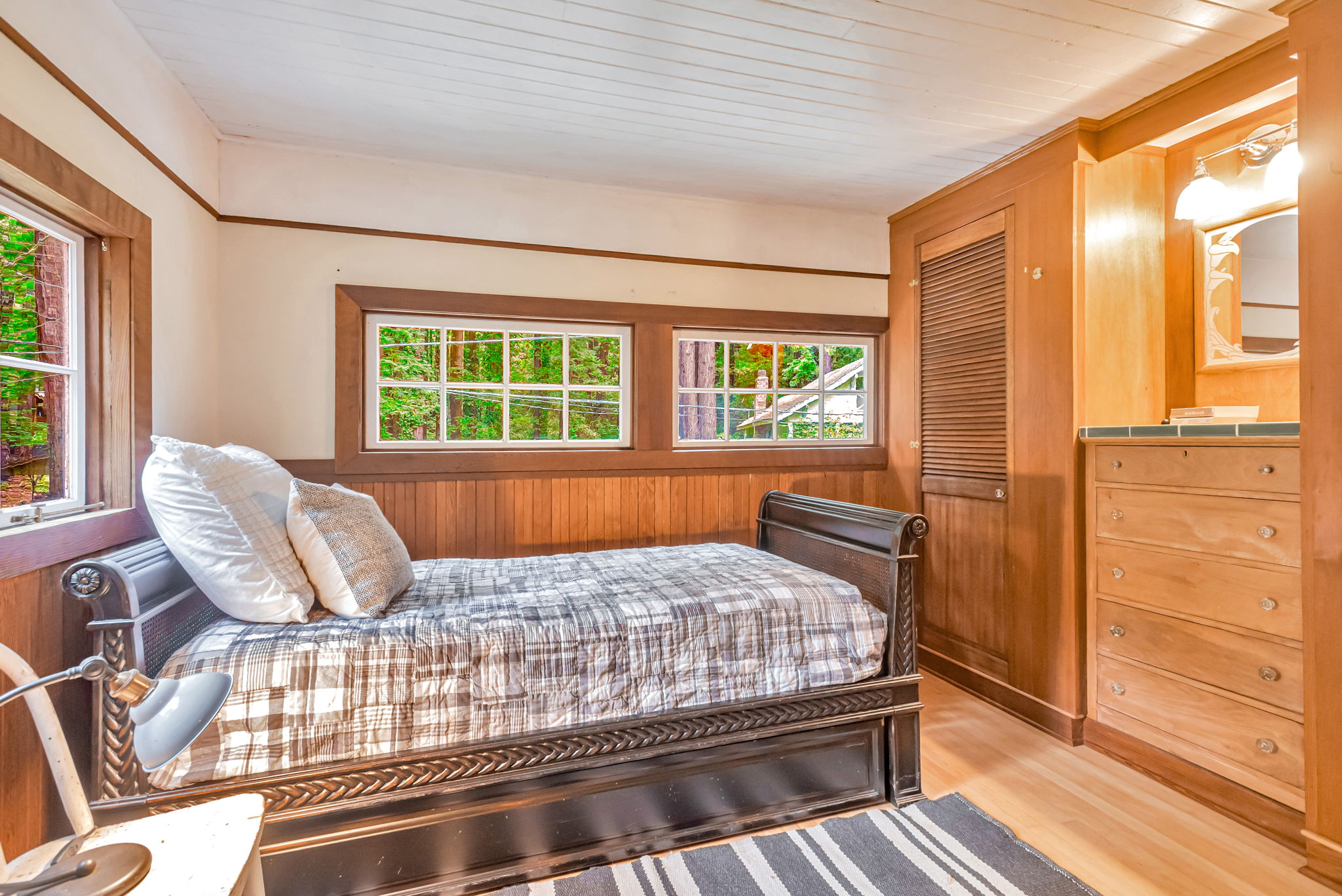 31_170 Madrone Ave