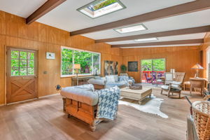 11_170 Madrone Ave