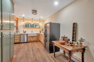 13_170 Madrone Ave