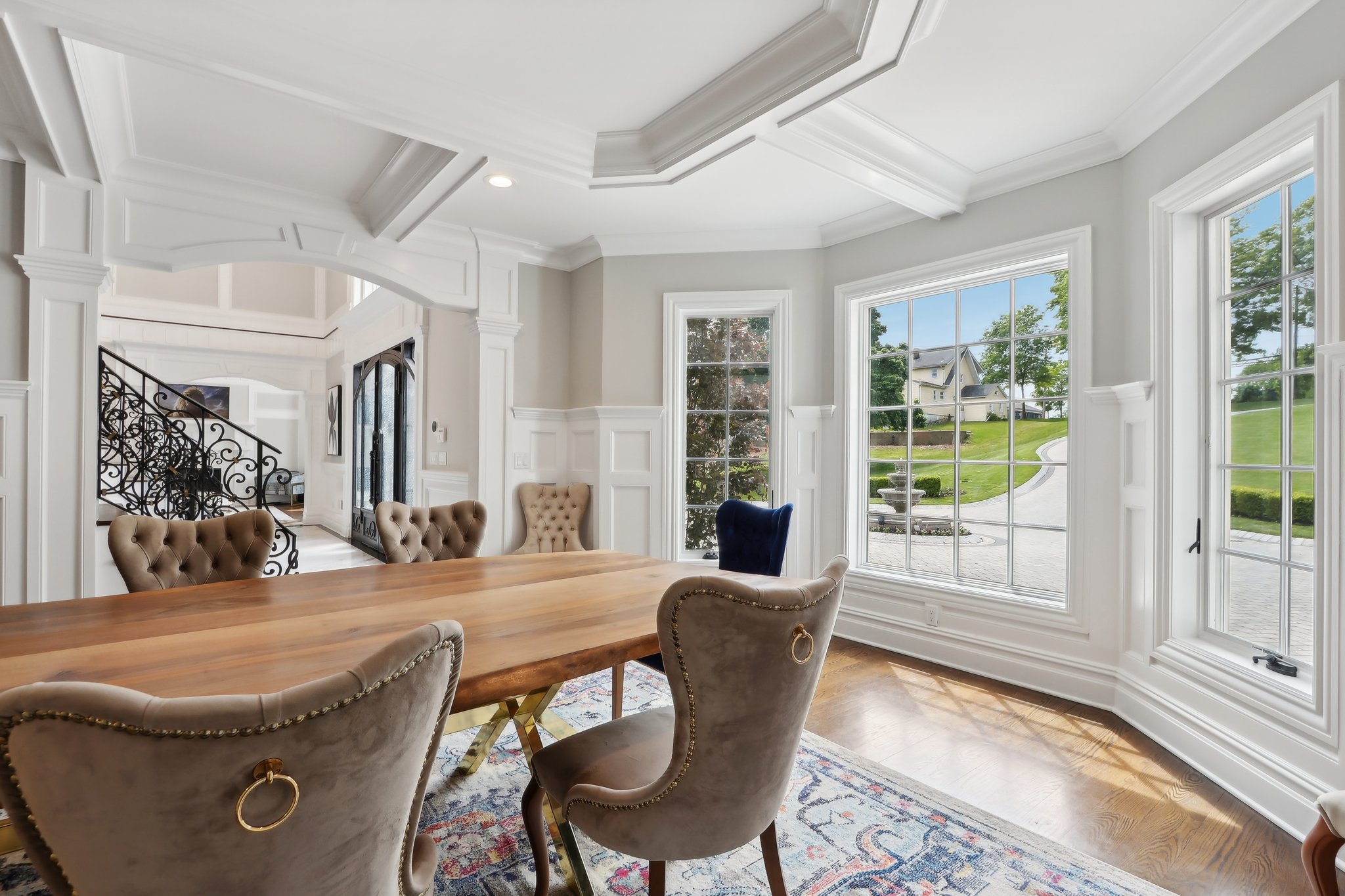 N Farview Ave-021.jpg