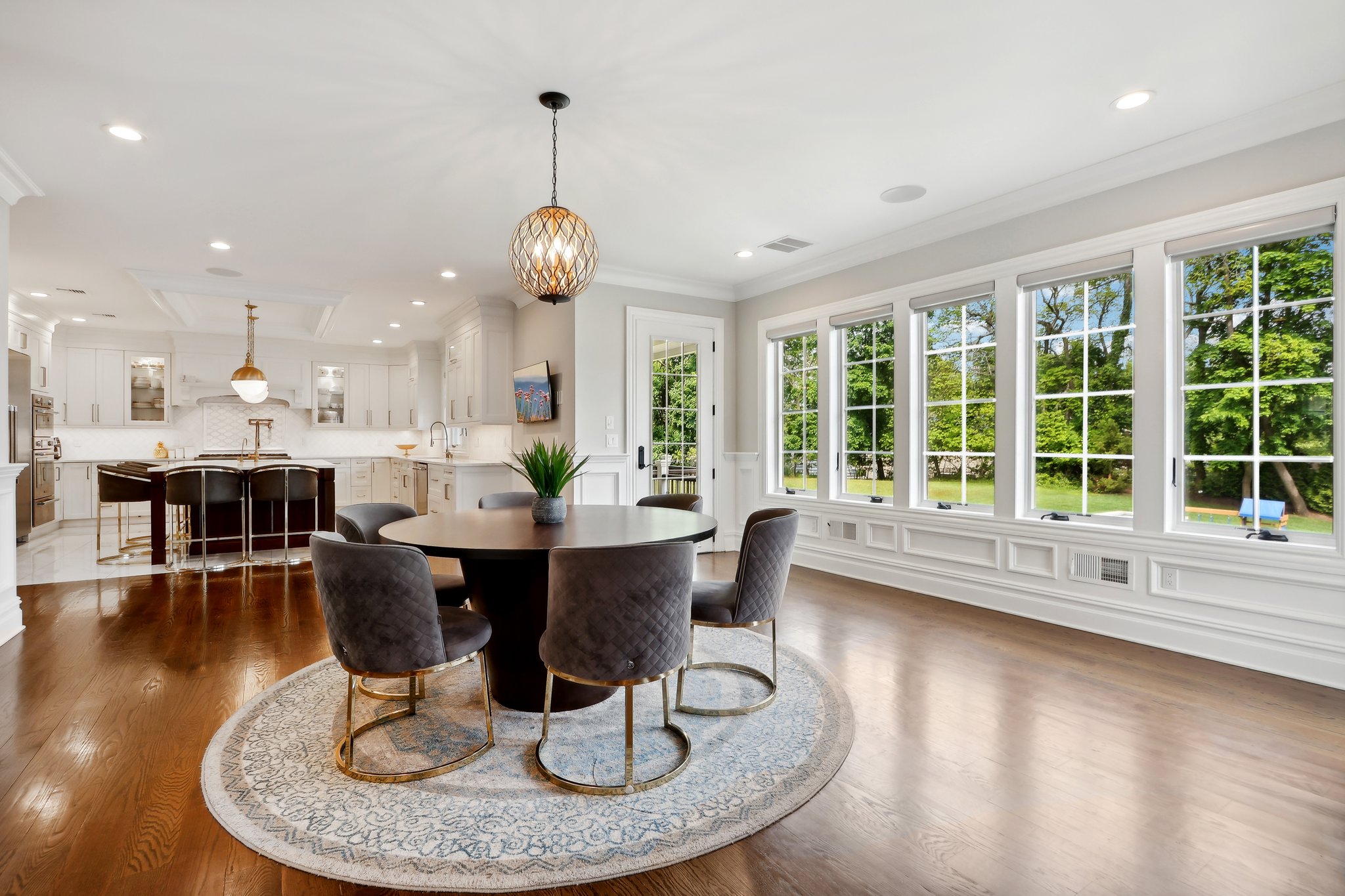 N Farview Ave-022.jpg