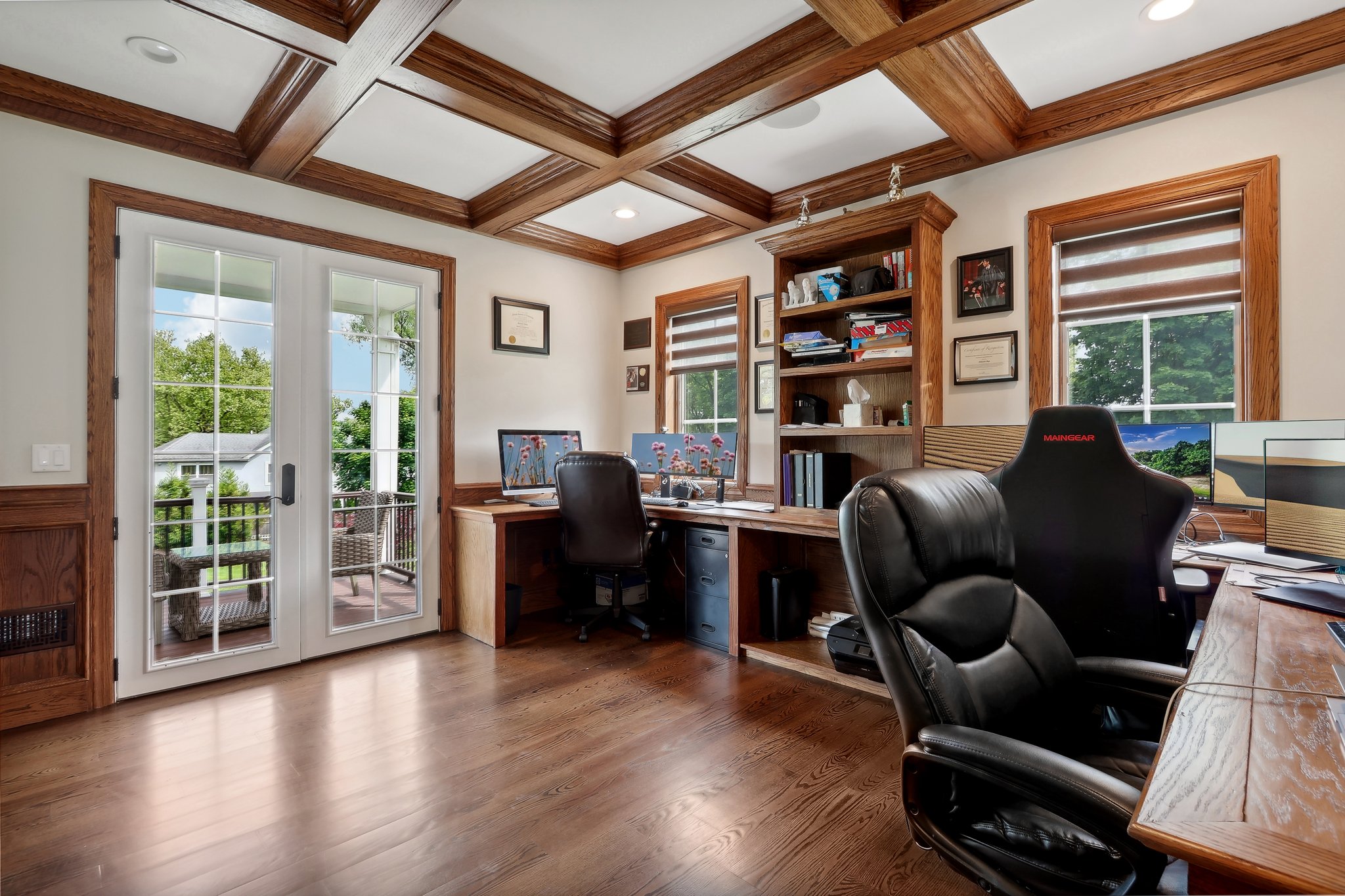 N Farview Ave-039.jpg