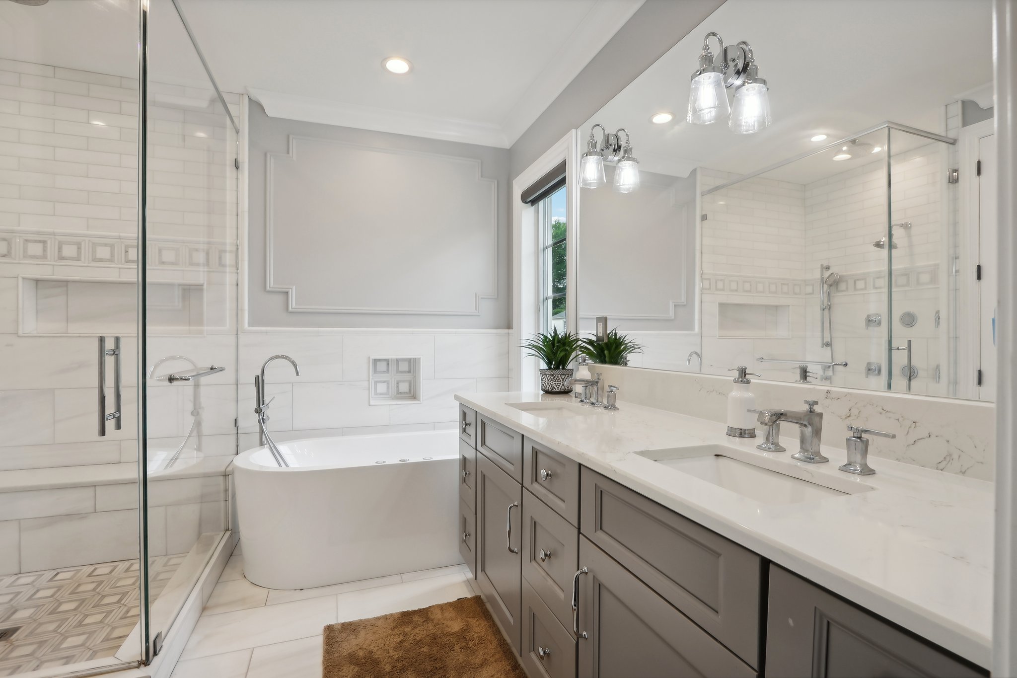 N Farview Ave-049.jpg