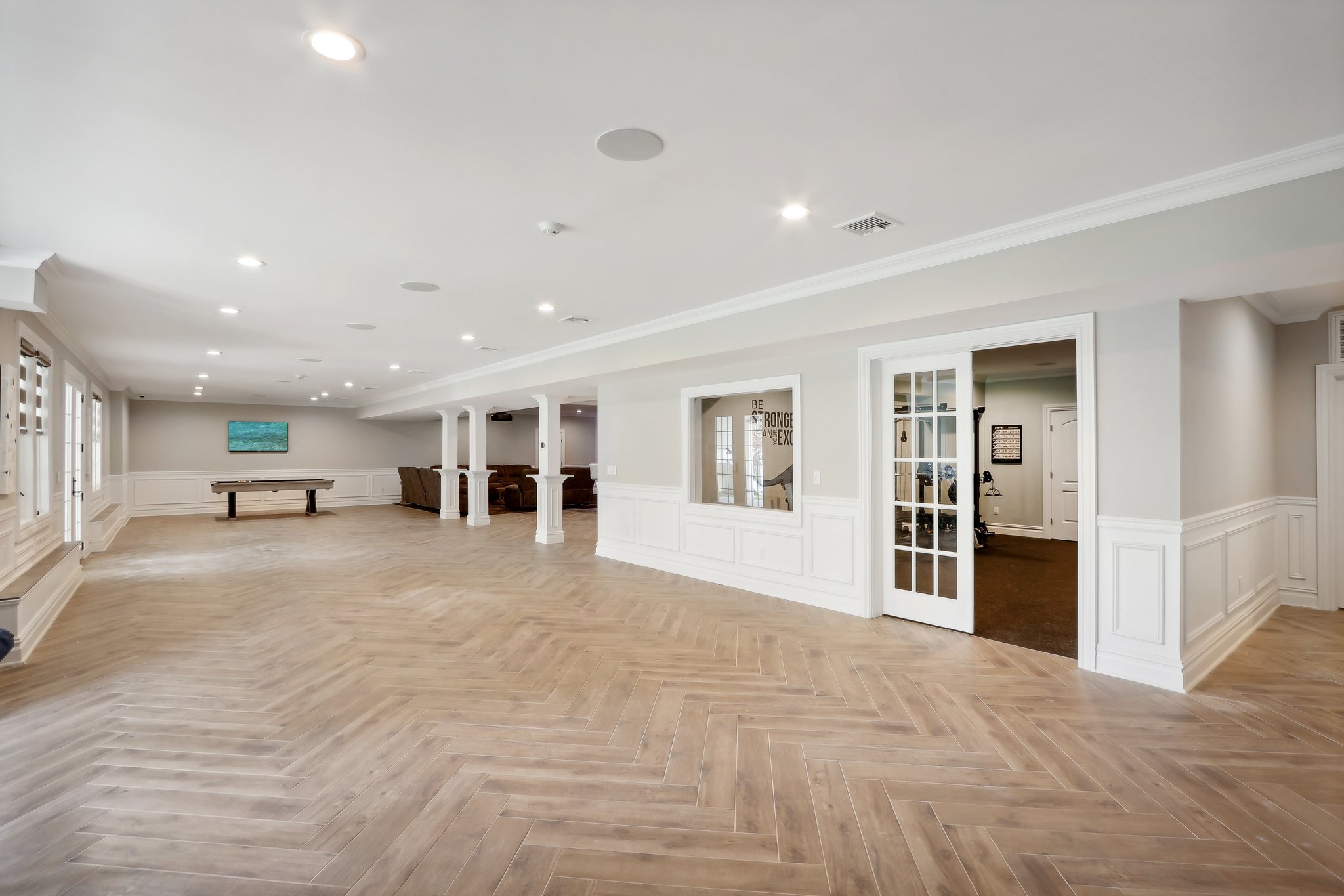 N Farview Ave-060.jpg