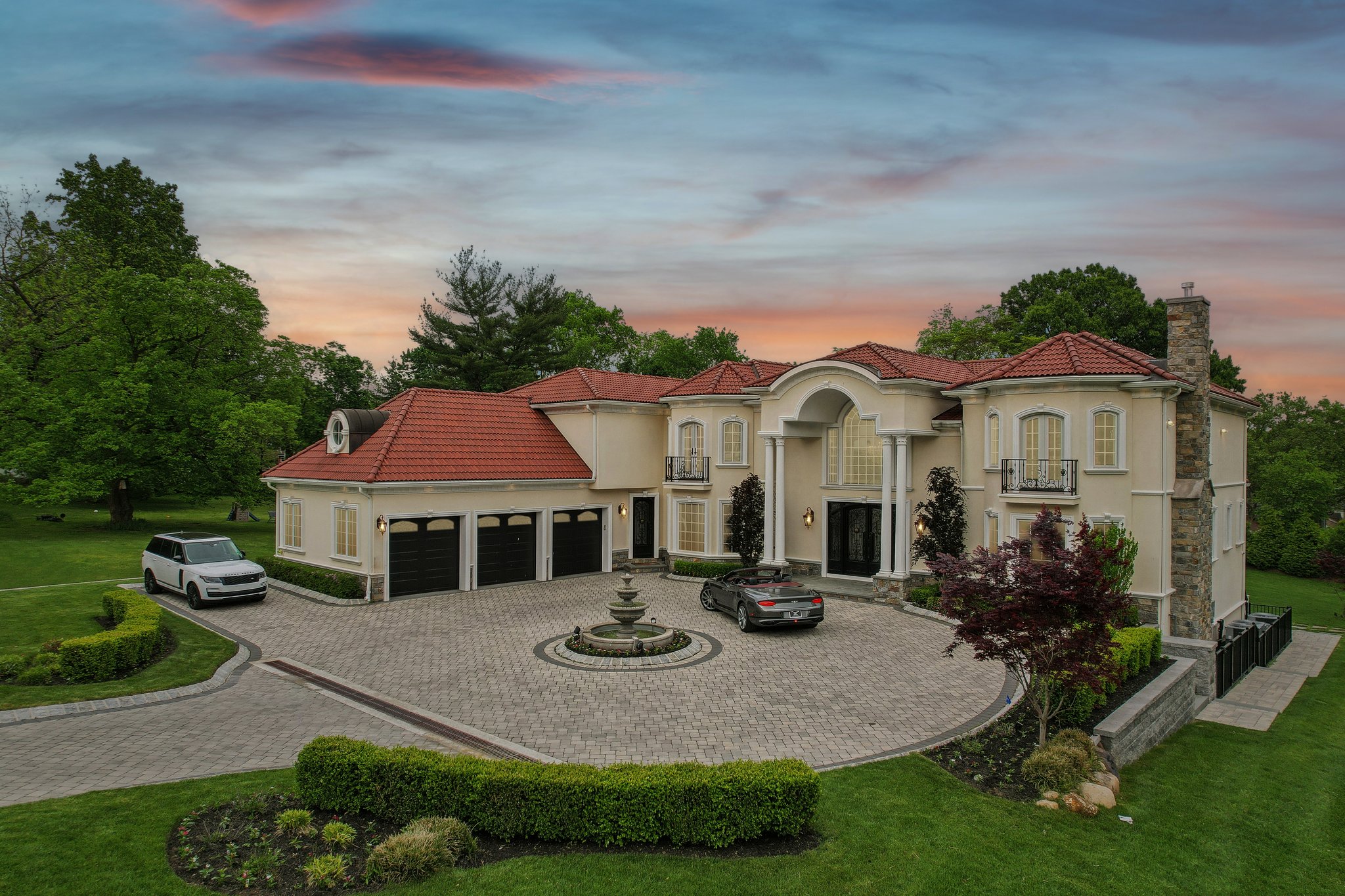 N Farview Ave-001VT.jpg