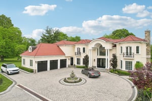 N Farview Ave-005.jpg