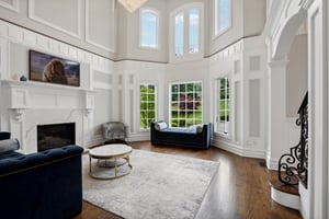 N Farview Ave-014.jpg