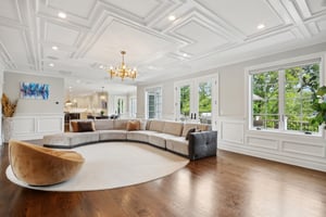 N Farview Ave-015.jpg