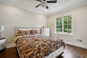 N Farview Ave-032.jpg