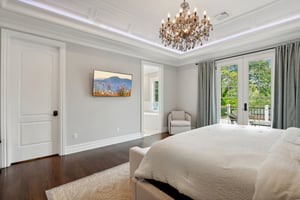 N Farview Ave-041.jpg