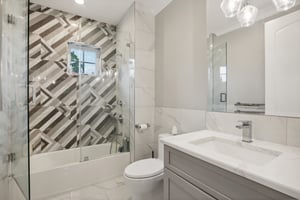 N Farview Ave-046.jpg