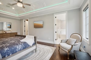 N Farview Ave-048.jpg