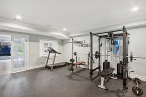 N Farview Ave-057.jpg