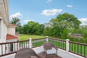 N Farview Ave-063.jpg