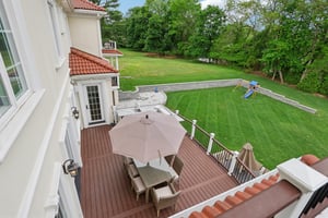 N Farview Ave-064.jpg