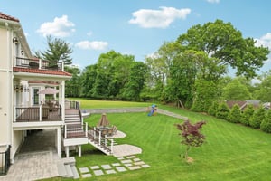 N Farview Ave-069.jpg