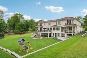 N Farview Ave-072.jpg