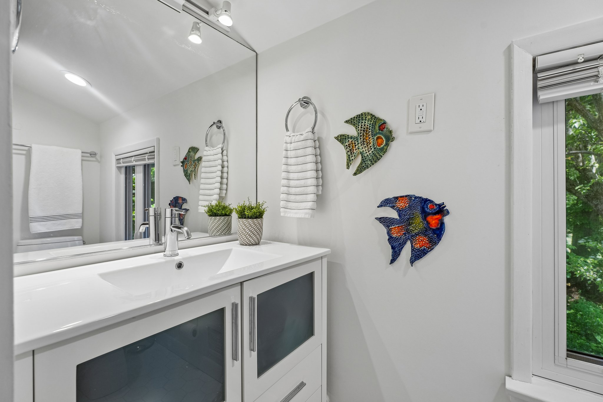 Bedroom 3 En Suite Bathroom