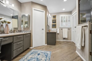 Primary En Suite Bathroom