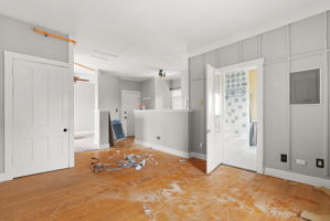  Photo 31