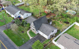  Photo 0
