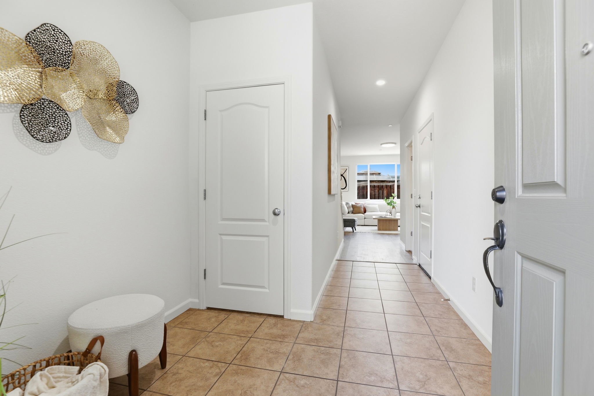 005_f8_170 Sturla Way