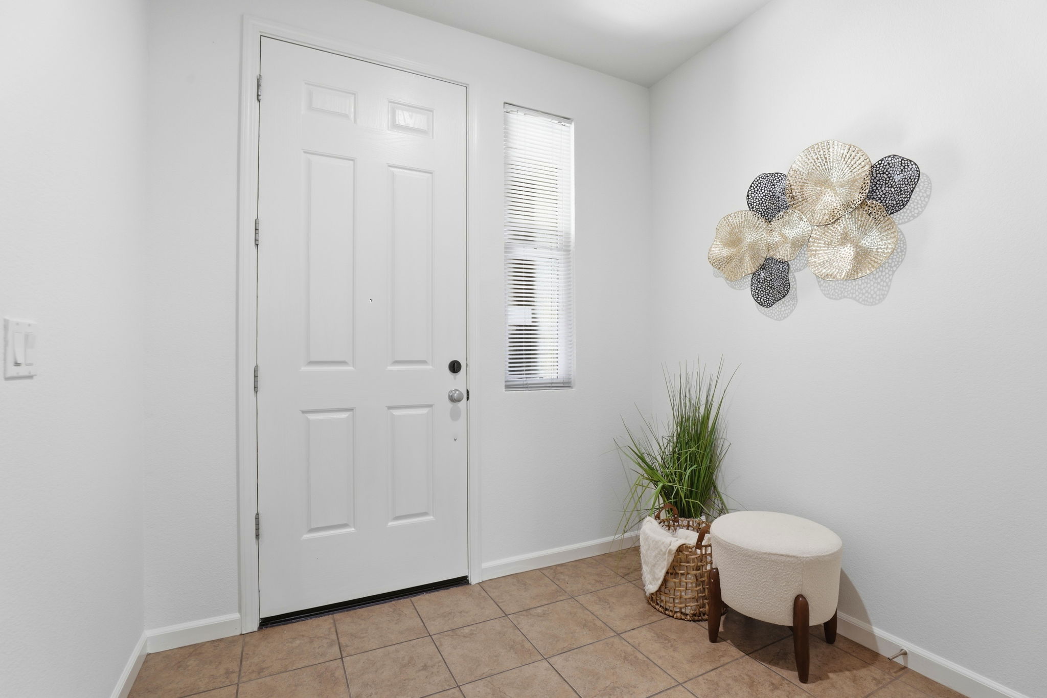 006_f8_170 Sturla Way