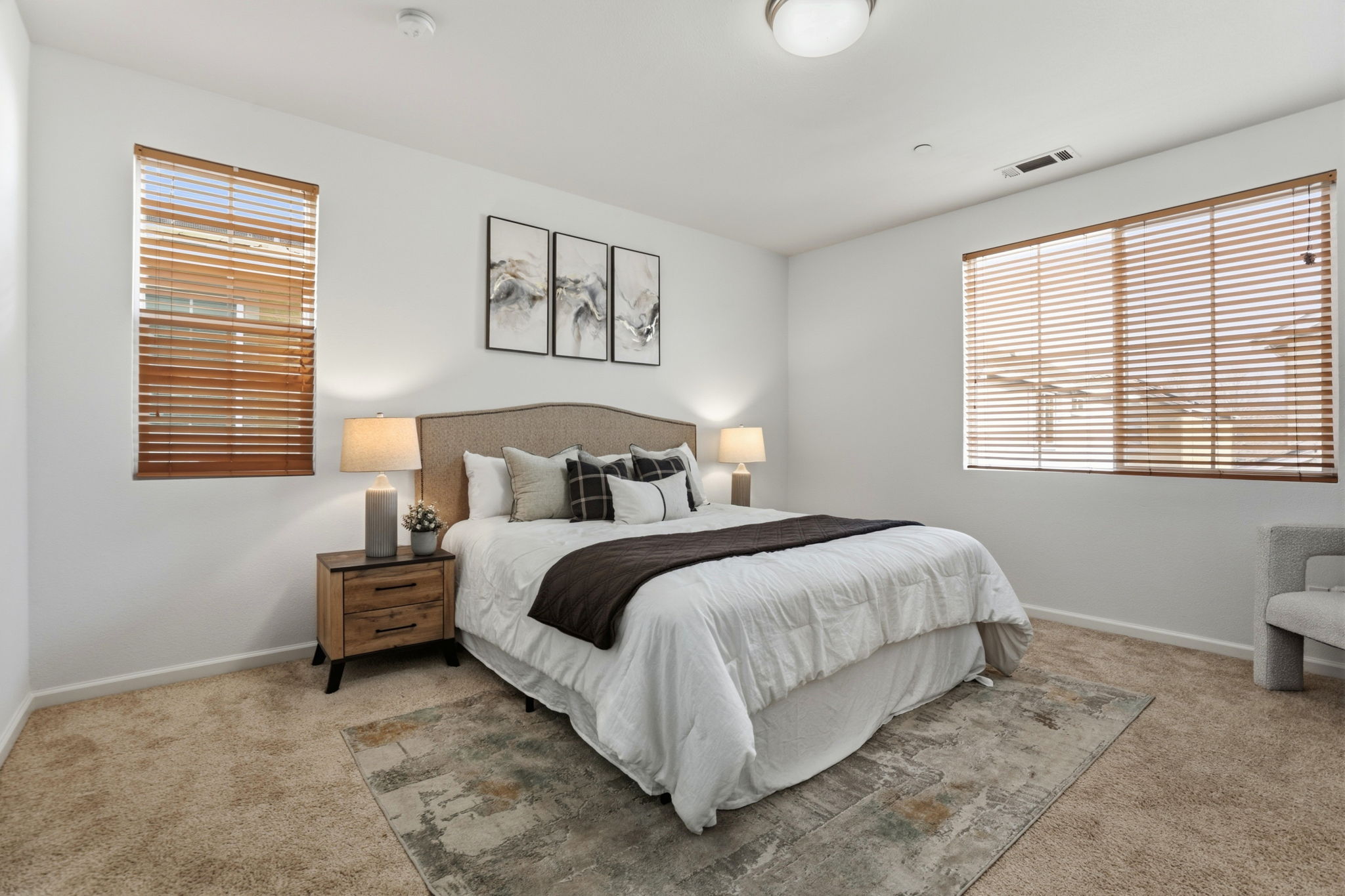 022_f8_170 Sturla Way