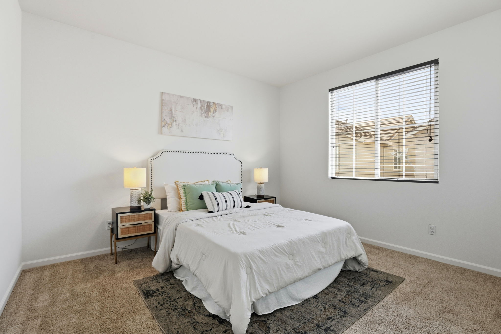 027_f8_170 Sturla Way