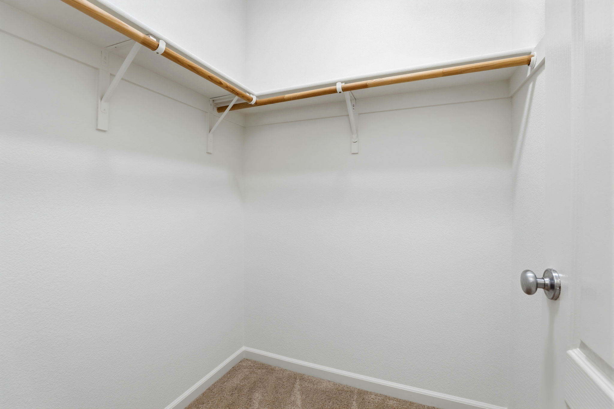 032_f8_170 Sturla Way