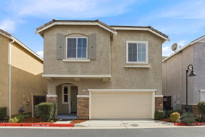 001_f8_170 Sturla Way