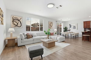 007_f8_170 Sturla Way