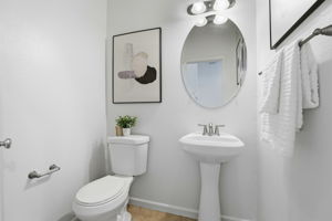 037_f8_170 Sturla Way