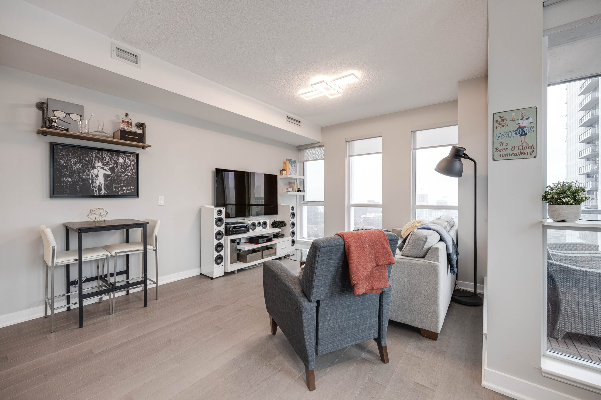Toronto property showcase — delivered property photograph 9