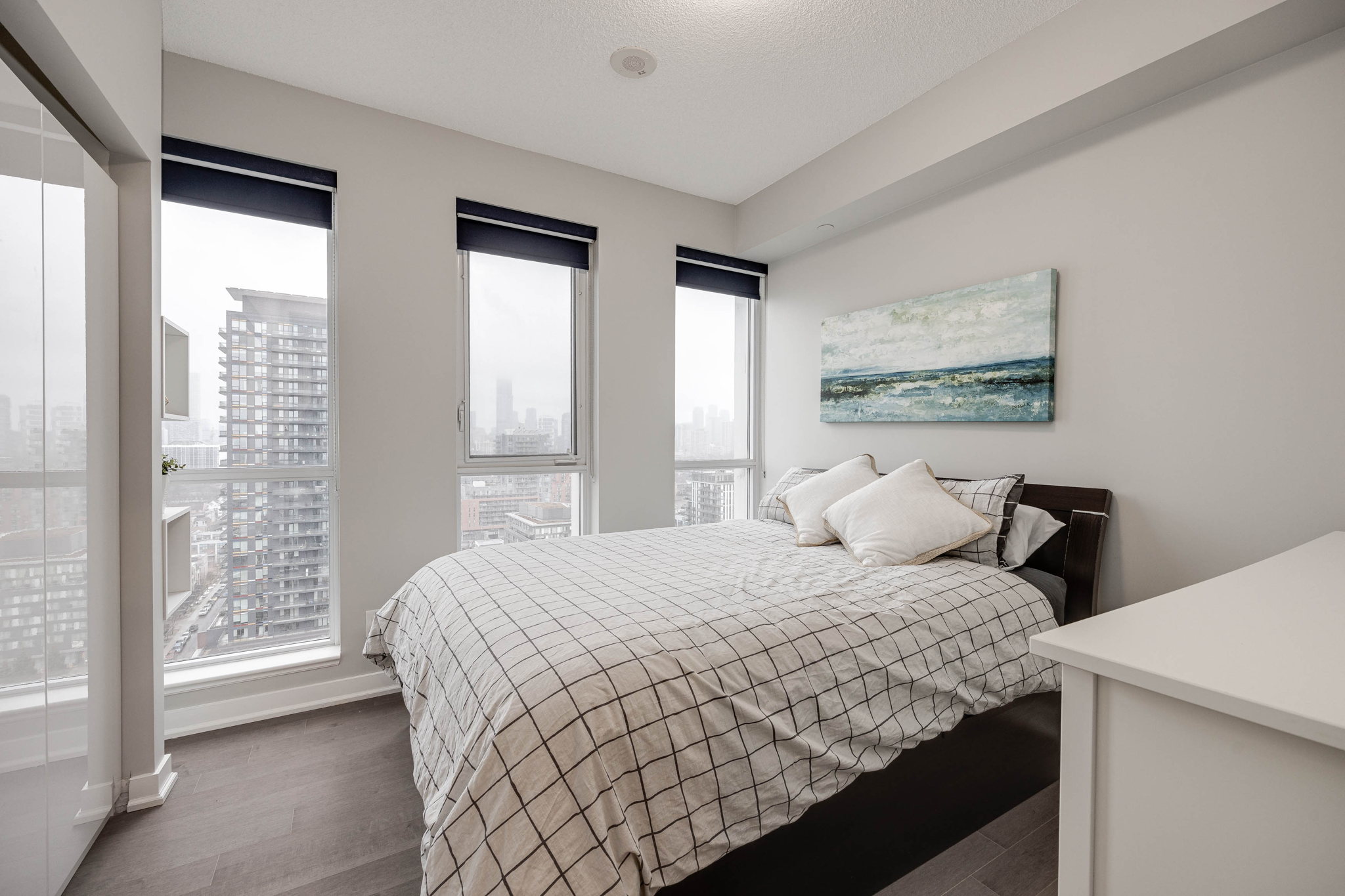 Toronto property showcase — delivered property photograph 17