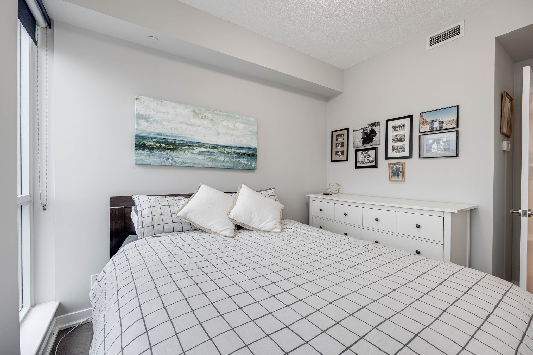 Toronto property showcase — delivered property photograph 18